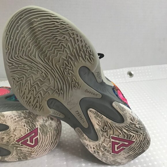 NIKE YOUTH STAY FREAKY SNEAKER SIZE 7Y - Picture 5 of 6